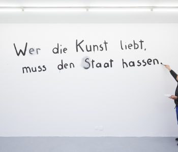 wer die kunst liebt muss den staat hassen